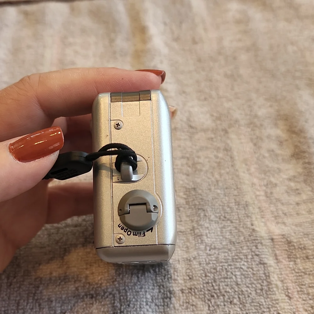 Canon Elph Jr Camera